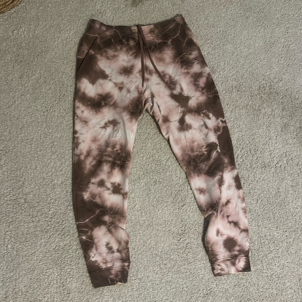 Lulu lemon pants size Large